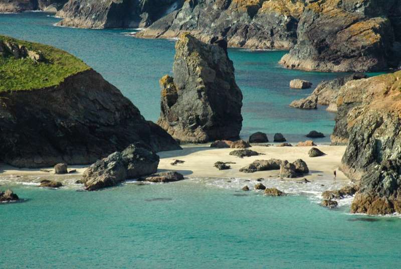 Kynance Cove rock formations